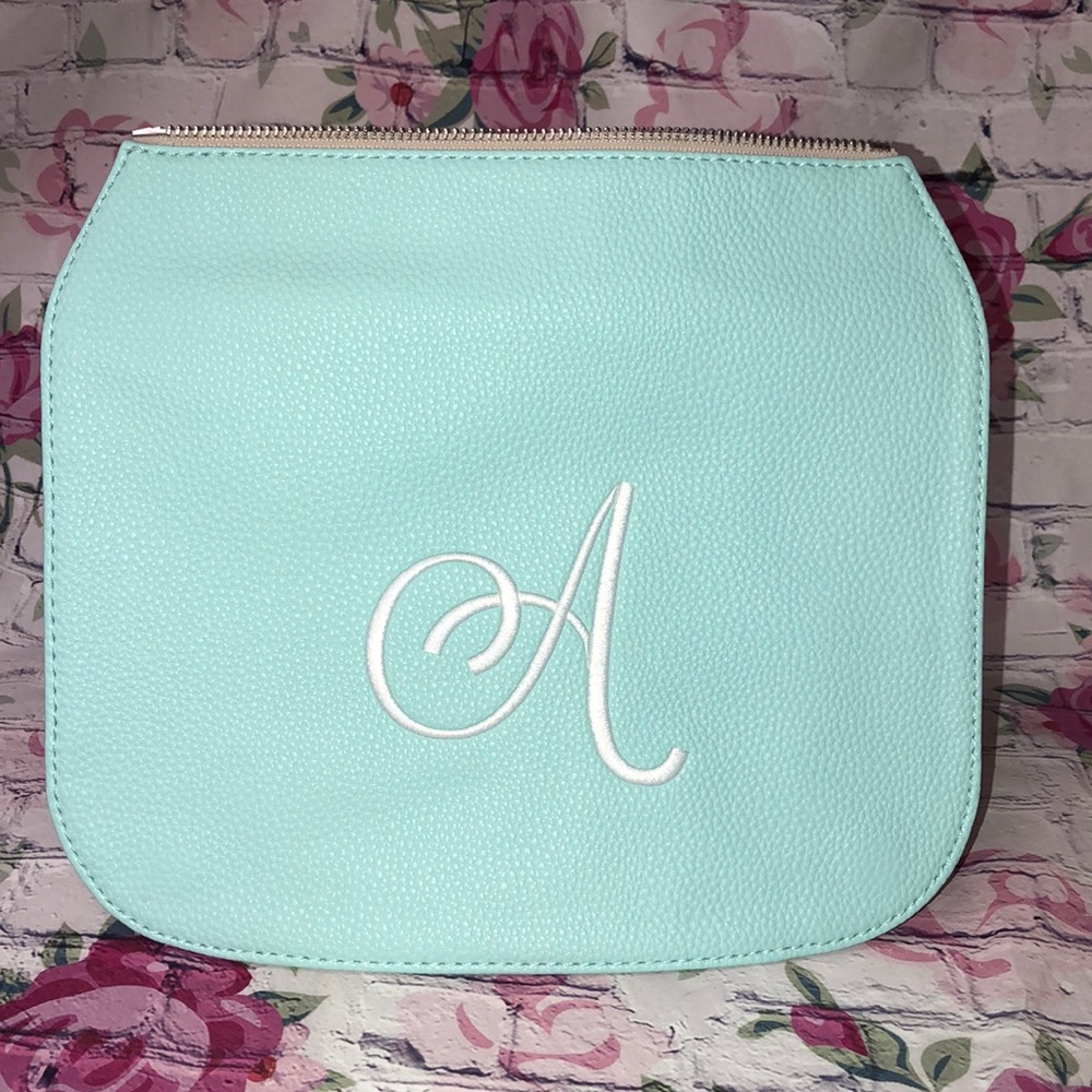 Skies for you blue Studio 31 purse flap w/ A NEW